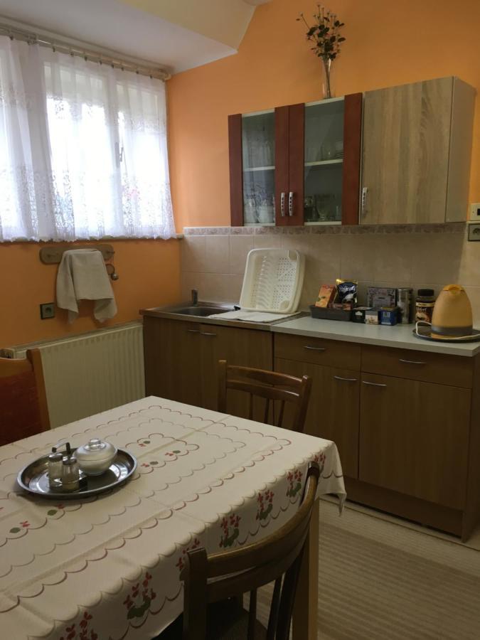 Апартаменты Byt - Apartman Vetrni Экстерьер фото